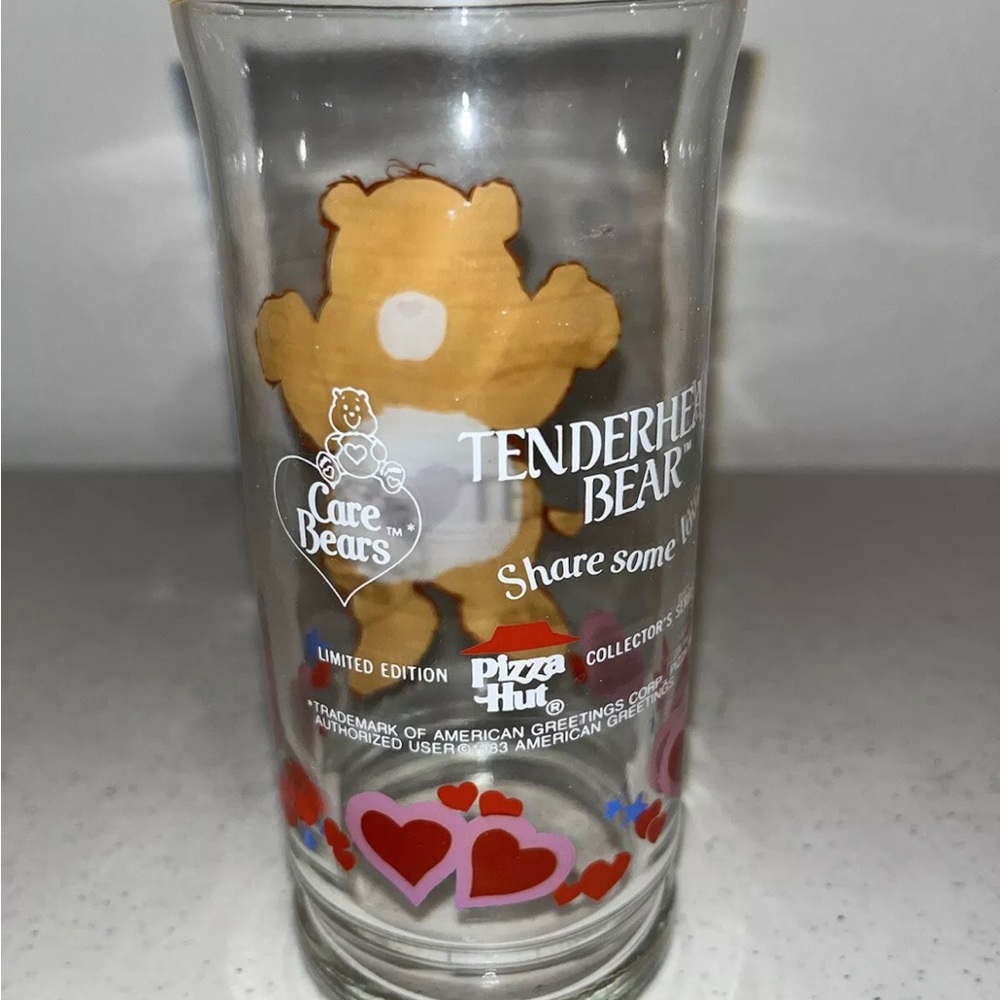 Vintage 1983 Pizza Hut care Bears, Tenderheart bear drinking glass Tumbler - Picture 3 of 4